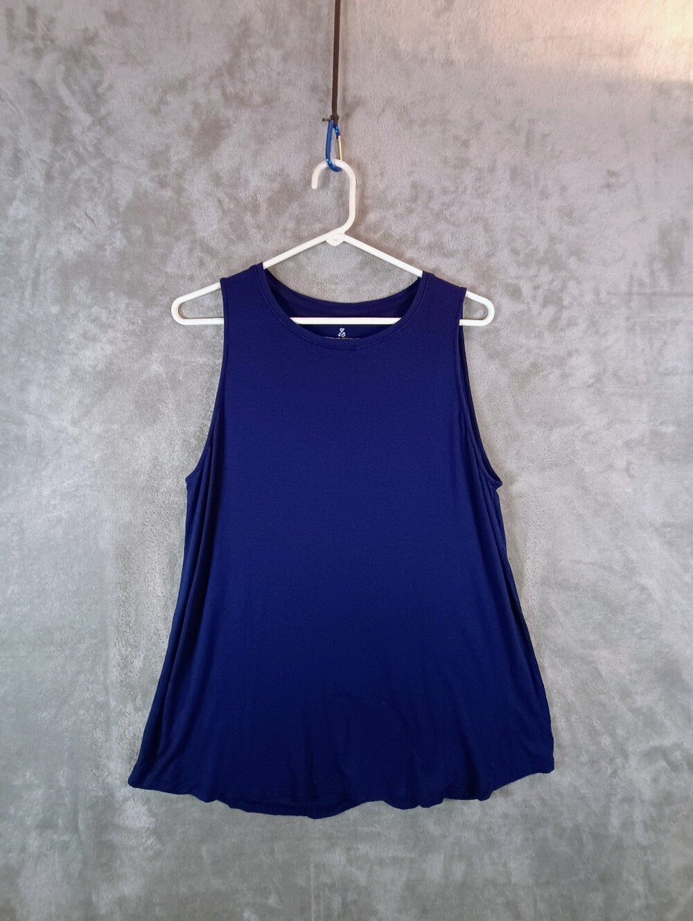 J+B Juniors Stylish Navy Sleeveless Tank Top Size Large